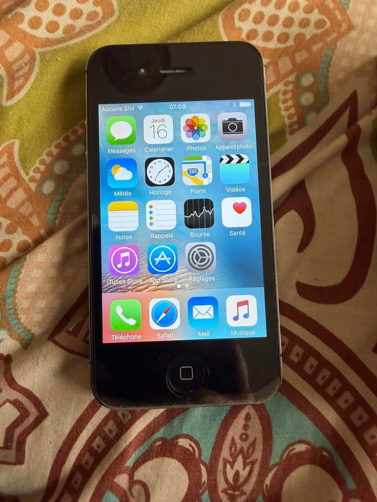 iPhone 4s 16go noir neuf pour collectionneurs, Télécoms, Enlèvement ou Envoi, Comme neuf, Noir, IPhone 4S