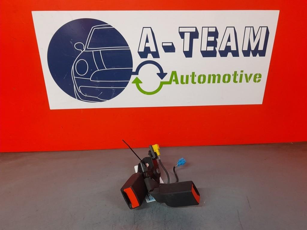 GORDELSLOT RECHTS ACHTER CLA AMG (117.3) (A1768600469), Gebruikt, Mercedes-Benz