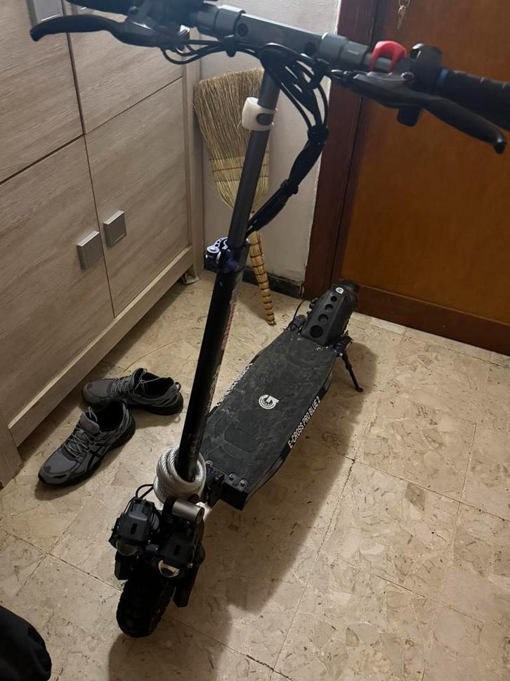 URBANGLIDE e-cross pro blue 2- trotinette electrique, Vélos & Vélomoteurs, Trottinettes, Comme neuf, Enlèvement