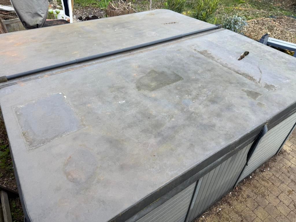 GRATIS JACUZZI - OP TE HALEN!, Jardin & Terrasse, Bains à remous et Spas, Enlèvement, Utilisé, Couverture, Fixé