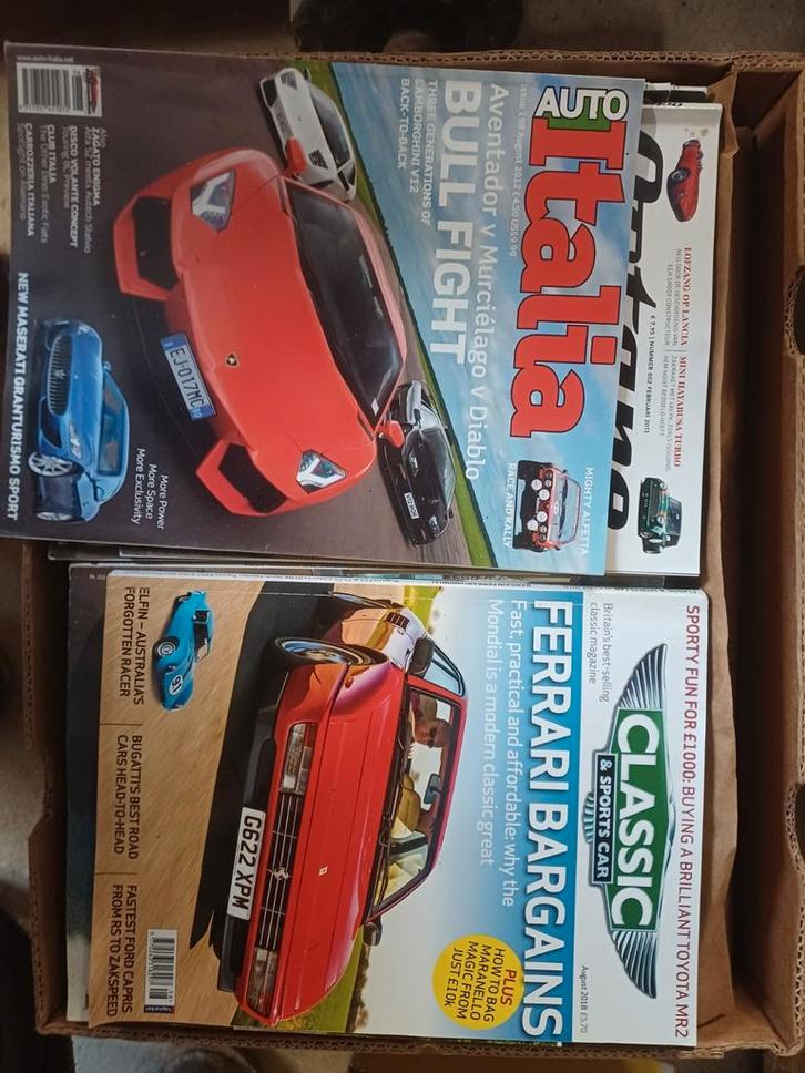 Doos vol automagazines en boeken, Boeken, Auto's | Folders en Tijdschriften, Ferrari, Ophalen