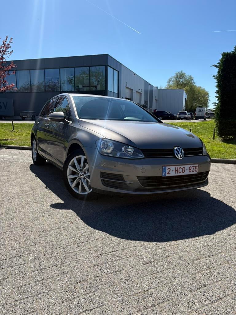 VW GOLF VII 1.2 BENZINE TE KOOP, Auto's, Euro 5, Stof, Beige, Handgeschakeld