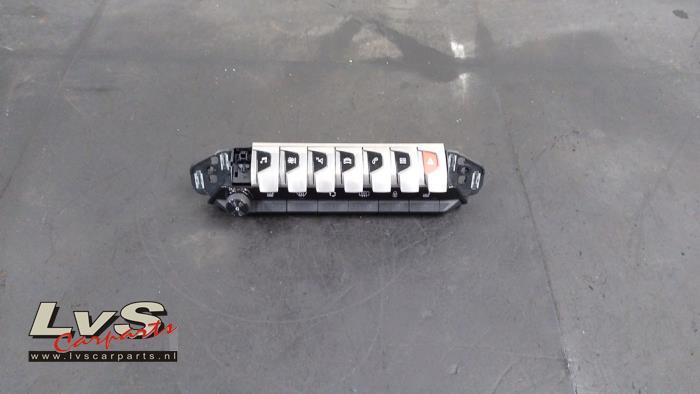 Panneau de commande clim d'un Peugeot 3008, -, 3 mois de garantie, Utilisé, -