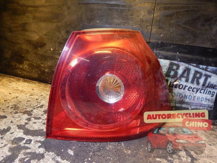 Achterlicht rechts van een Volkswagen Golf, Gebruikt, -, Volkswagen, -