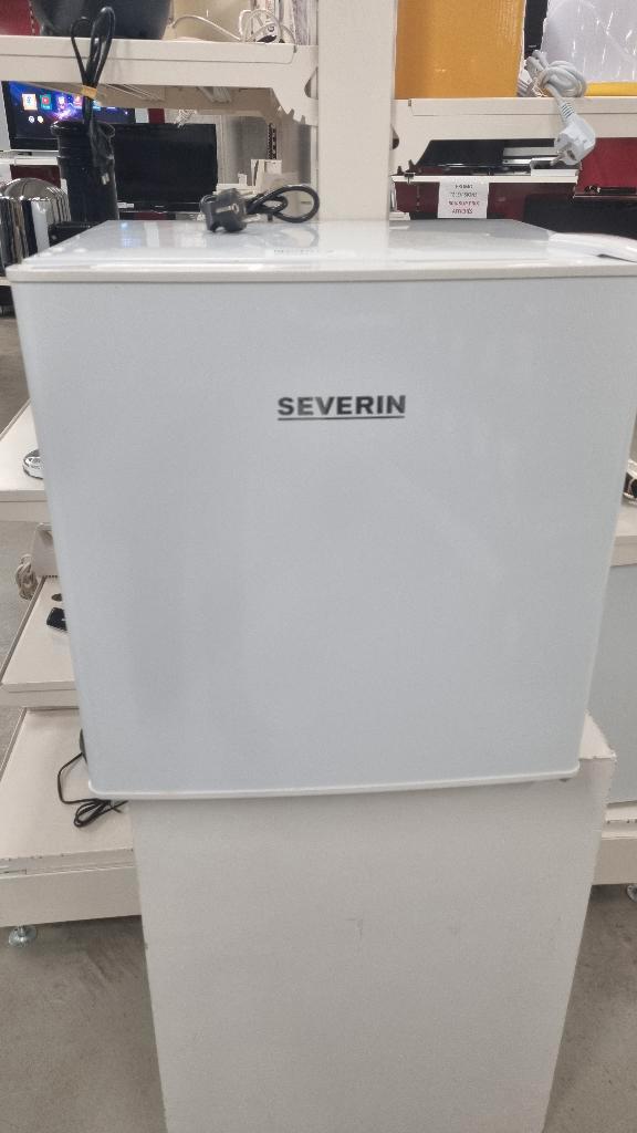 Mini réfrigérateur Severin KB 8872 de 46L avec congel de 5L, Electroménager, Réfrigérateurs & Frigos, Comme neuf, Avec compartiment congélateur