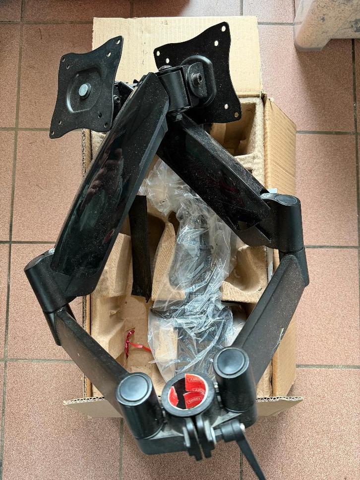 Dual monitor arm met gas veren + stang van Duronic, Computers en Software, Monitoren, Gebruikt, In hoogte verstelbaar, Draaibaar