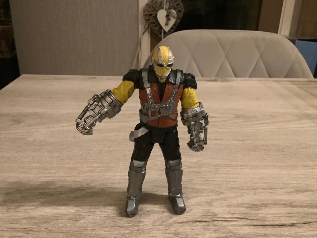 Marvel Spider-Man Shocker character (15 cm), Ophalen of Verzenden, Zo goed als nieuw, Film, Actiefiguur of Pop