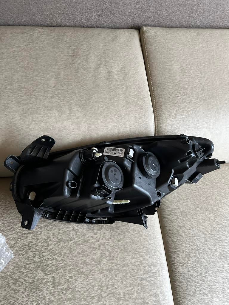 Renault wind koplamp rechts nieuw in de  Doos zie foto,s, Ophalen of Verzenden, Renault