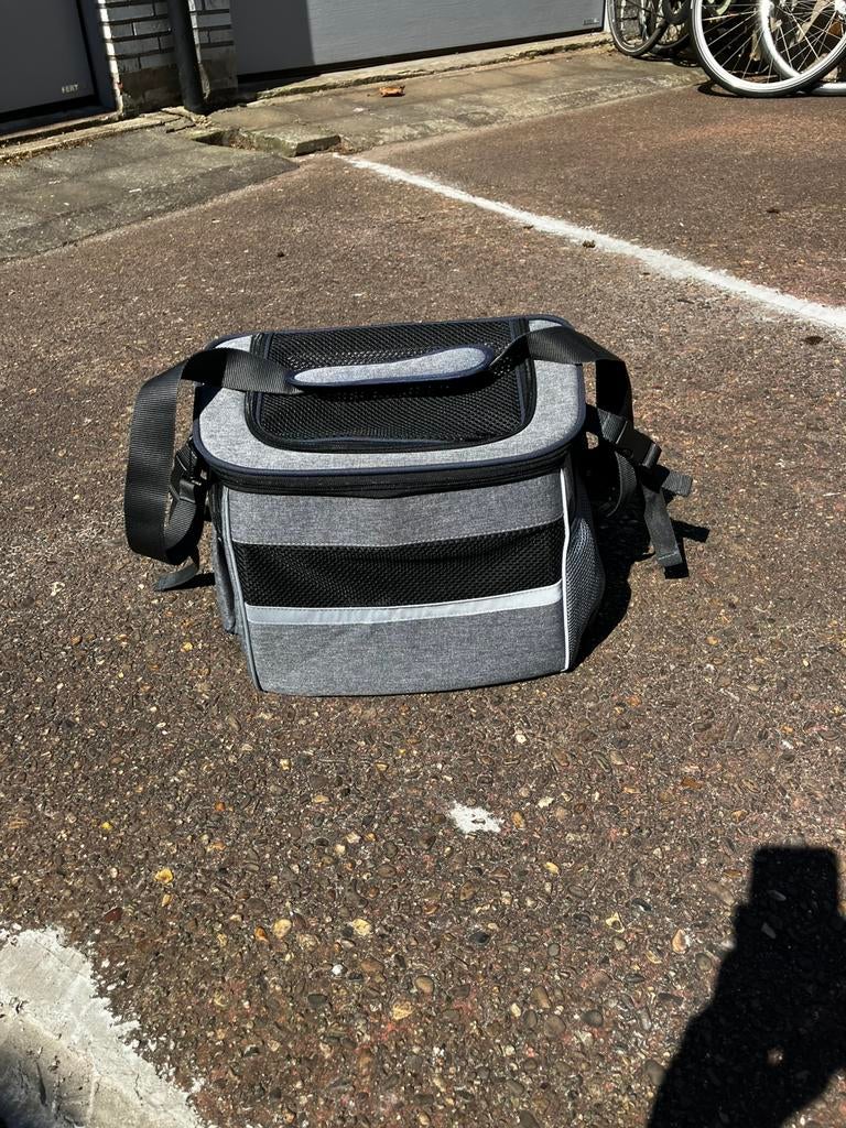 Fietsmand klein hondje vooraan grijs, Fietsen en Brommers, Ophalen, Zo goed als nieuw, Fietsmand