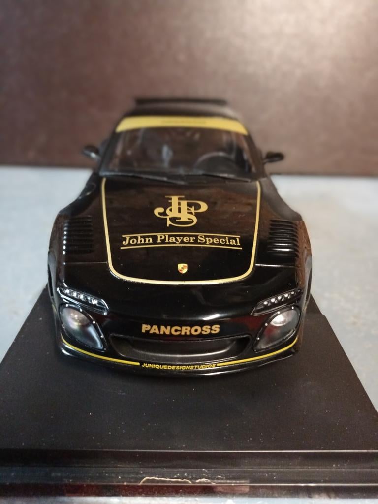 Schaalmodel porsche 911 (997), John player special., Ophalen of Verzenden