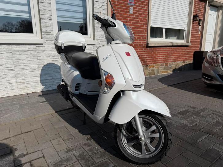 Kymco Like | A-Klasse 2-takt | In zeer nette staat, Fietsen en Brommers, Scooters | Kymco, Ophalen