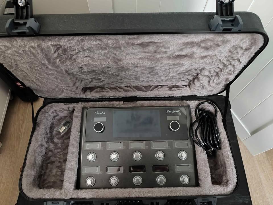 fender ton emaster pro + valise de transport, Musique & Instruments, Effets, Neuf, Enlèvement