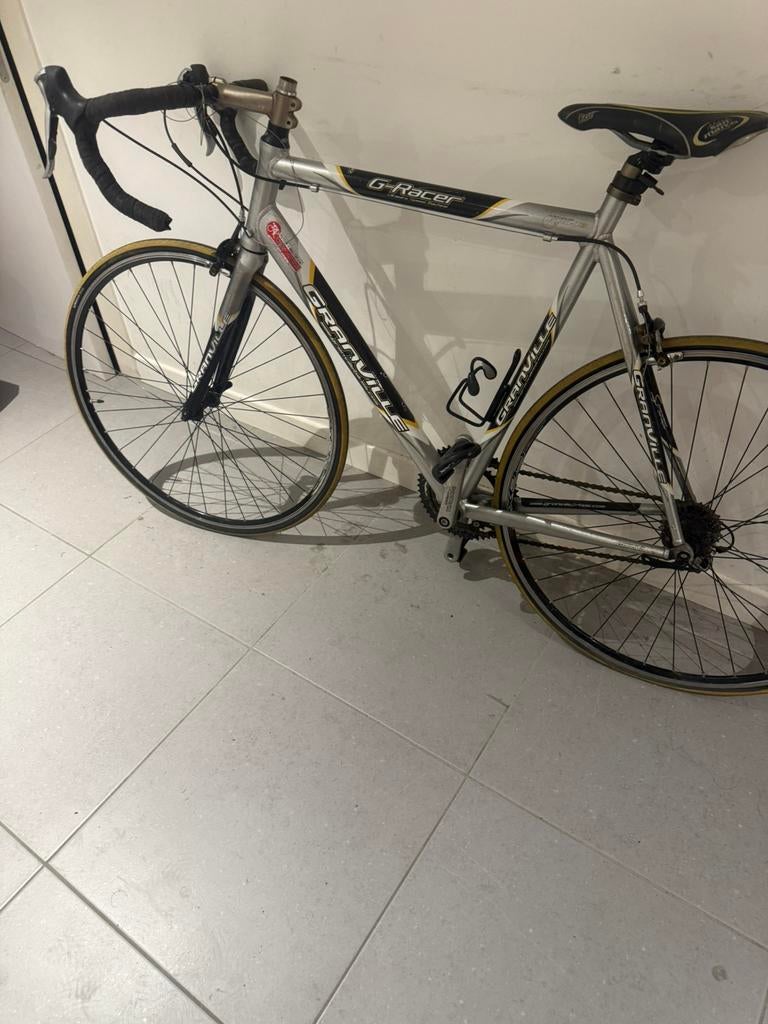 Model: Granville G-Racer, Enlèvement, Comme neuf, Aluminium