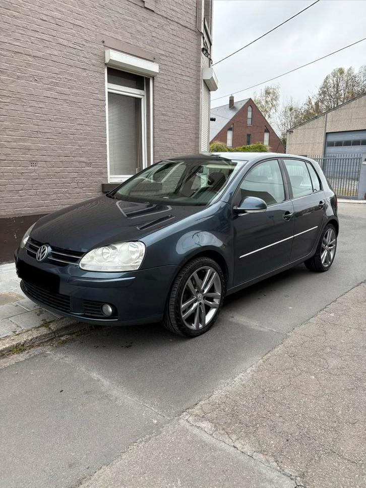 Vw Golf 5 TDi PRÊTE À IMMATRICULER, Auto's, Volkswagen, Particulier, Golf, Diesel, 5 deurs, Handgeschakeld, Blauw, Grijs, Stof