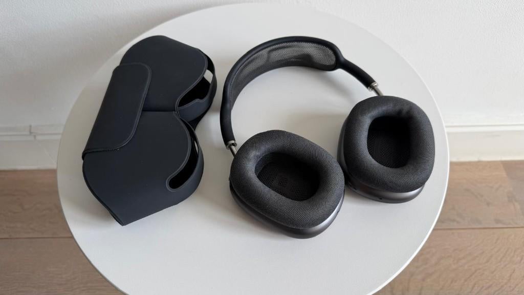 Apple AirPods Max - Minuit comme neuf, Autres marques, Circum-aural, Enlèvement, Comme neuf