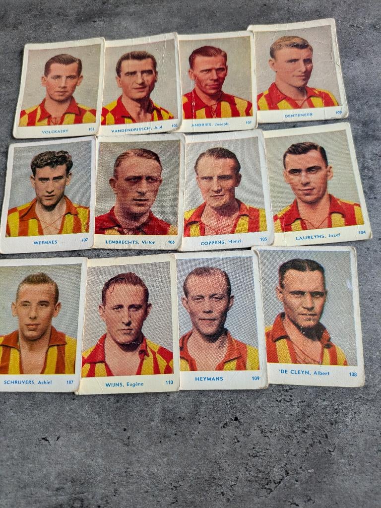 FOOT FC MECHELEN images  CHEWING-GUM BELGE 1951/52 12X, Envoi