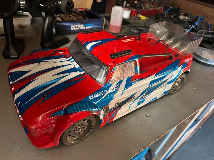 CAMION ARRMA 1/8 INFRACTION 4WD MEGA Resto Mod RTR, Hobby & Loisirs créatifs, Modélisme | Radiocommandé & Téléguidé | Voitures