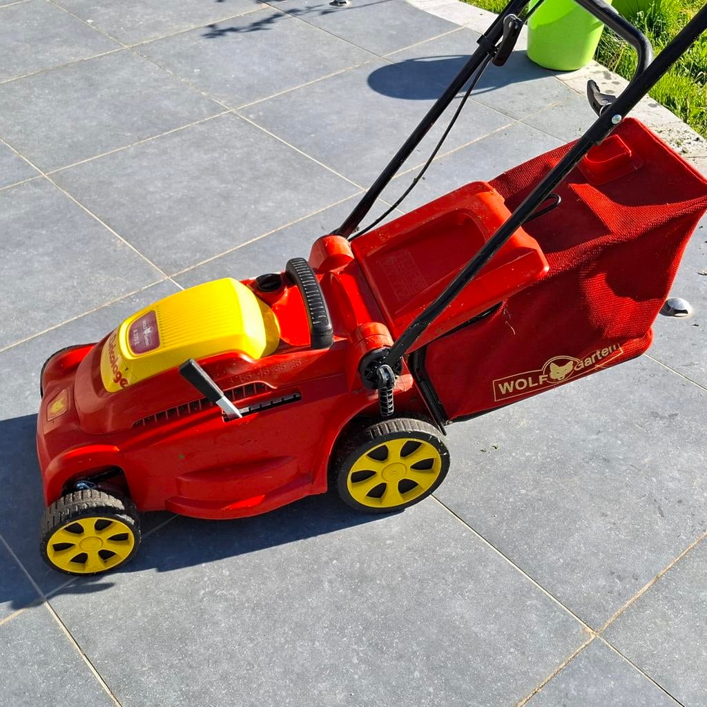 Tondeuse électrique à gazon à l état neuve, Jardin & Terrasse, Enlèvement