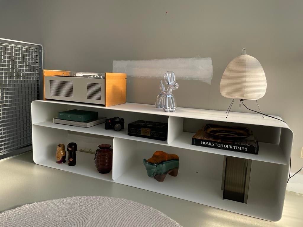 Lowboard witgelakt staal, Ophalen, Zo goed als nieuw