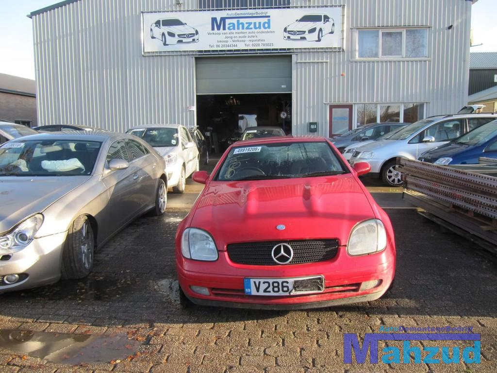 1999 MERCEDES SLK R170 plaatwerk carrosserie portier scherm, Gebruikt, Mercedes-Benz AG, Mercedes-Benz, Mercedesstrasse 120
70372  Stuttgart, DE