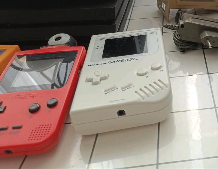 6 Nintendo Gameboy's, Games en Spelcomputers, Spelcomputers | Nintendo Game Boy, Ophalen