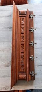 Porte-manteau en bois
5 crochets, Enlèvement