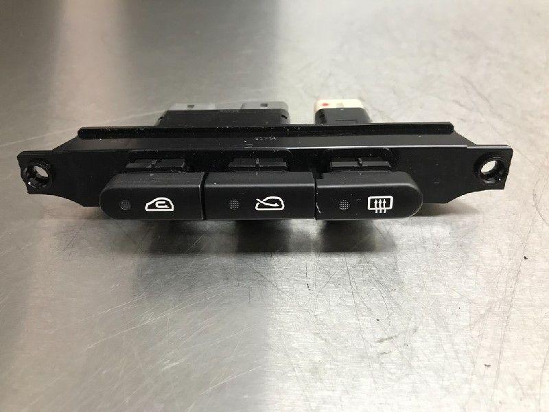 ACHTERRUITVERWARMINGSSCHAKELAAR Hyundai i10 (F5), Gebruikt, Hyundai
