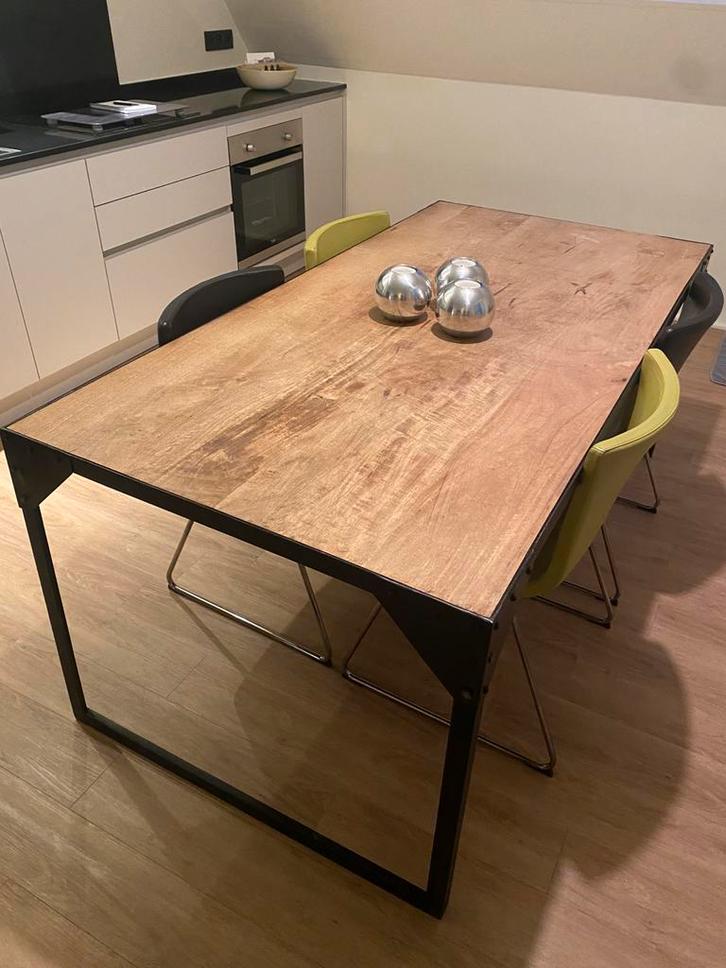 Eetkamertafel met 4 stoelen (ook afzonderlijk te koop), Huis en Inrichting, Complete eetkamers, Gebruikt, 4 tot 6 stoelen, Ophalen