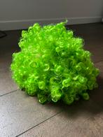 Pruik groen, Ophalen, Zo goed als nieuw