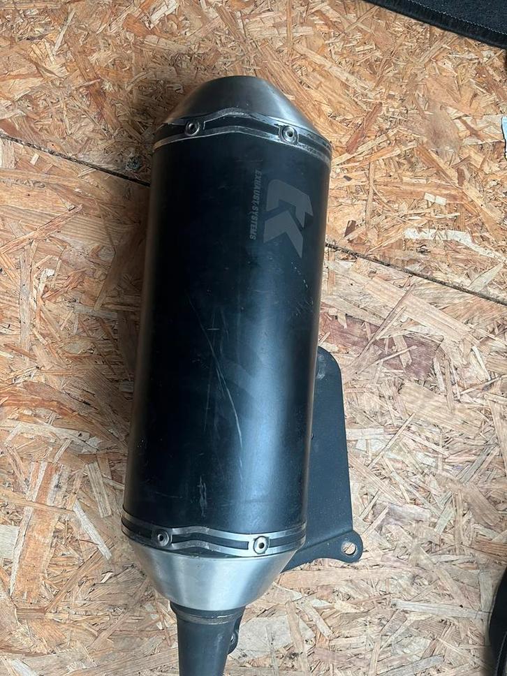 Zip IGET TK UITLAAT SPORTUITLAAT AKRA, Fietsen en Brommers, Brommeronderdelen | Scooters, Zo goed als nieuw, Uitlaat, Ophalen