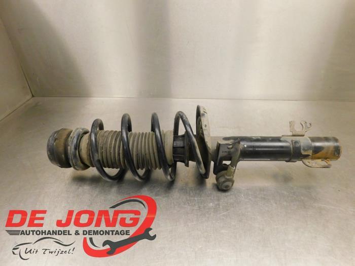 Barre amortisseur avant droit d'un Skoda Fabia, -, 3 mois de garantie, Utilisé, Skoda