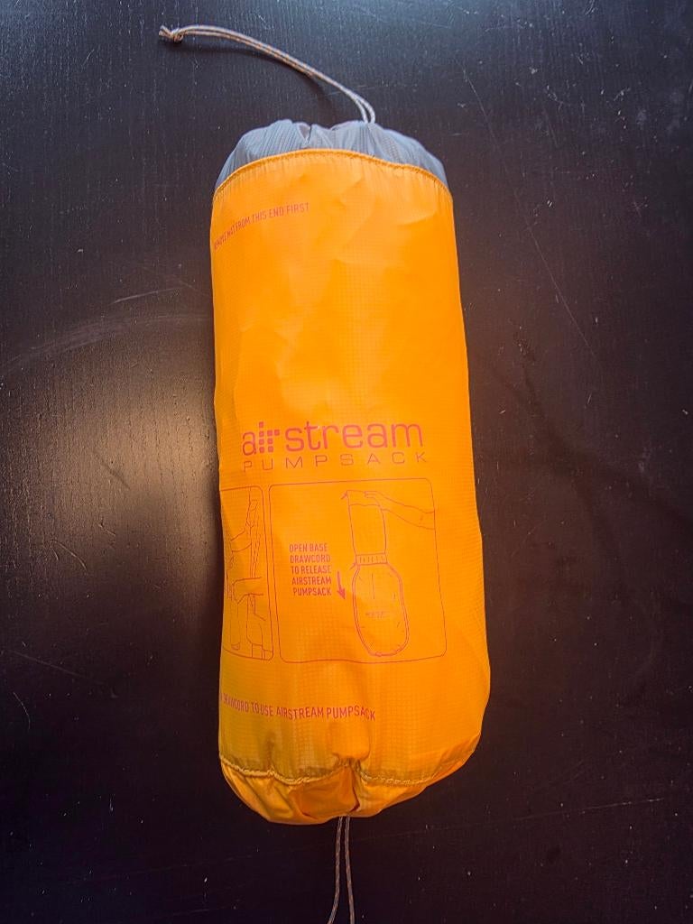 Matelas pneumatique Randonnée Sea to Summit, Enlèvement, Pompe intégrée, Comme neuf, 1 personne