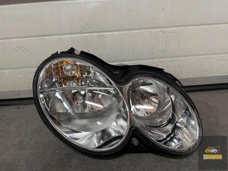 CLK209, Mercedes CLK W 209 phare droit LIFT EU, Autos : Pièces & Accessoires, Éclairage, Mercedes-Benz, Utilisé