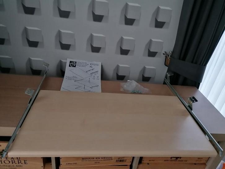 Uitschuifbare houten plank vb. voor klavier. Nieuw!, Computers en Software, Laptoptafels, Nieuw, Ophalen of Verzenden