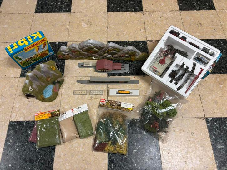 Ensemble modelisme train Märklin, Hobby & Loisirs créatifs, Trains miniatures | Échelles Autre, Utilisé, Set de Trains, Märklin