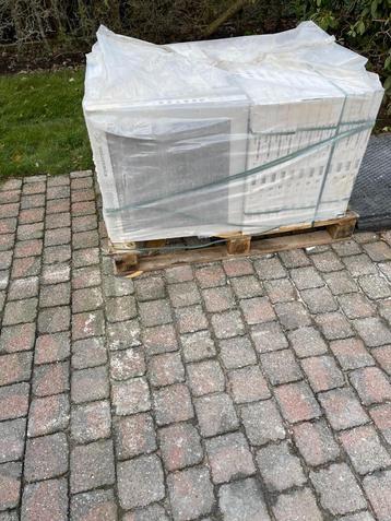 Terrastegels  Br=60cm x L=60cm X  H=2cm beschikbaar voor biedingen