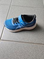 Asics maat 28.5 , nieuw , te klein gekocht, Kinderen en Baby's, Kinderkleding | Schoenen en Sokken, Ophalen, Nieuw