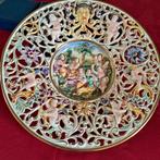 Capodimonte decoratieve wandplaat, opengewerkte putti, Ophalen
