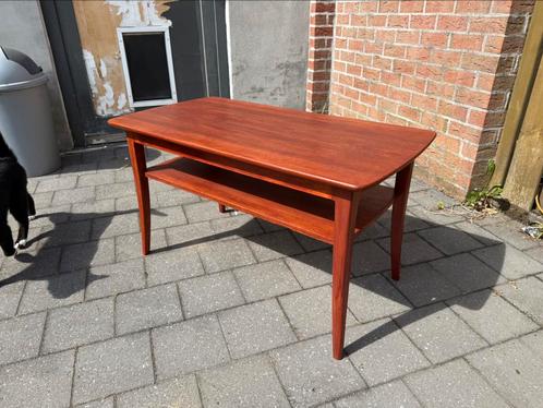 Vintage salontafel in mid-century – teak –  gerestaureerd, Antiek en Kunst, Antiek | Meubels | Tafels, Ophalen