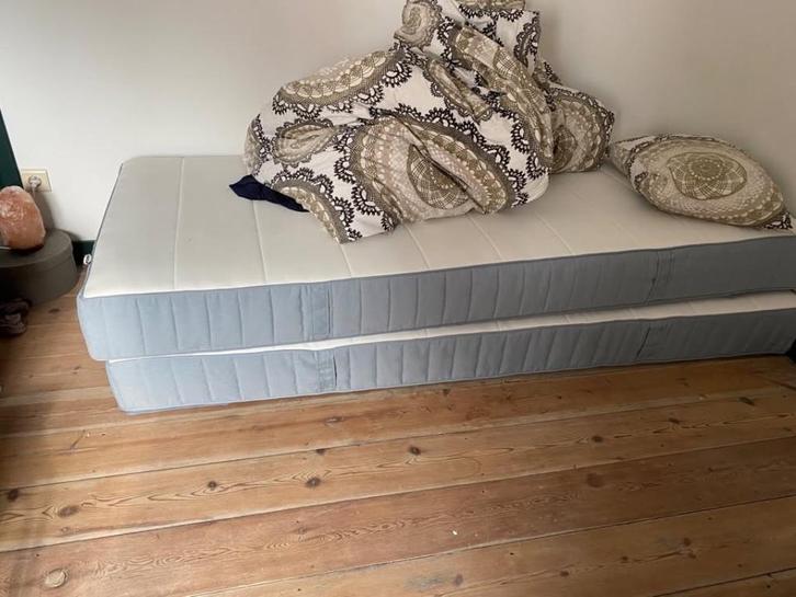 2 Matrassen 90 x 200 ikea vesteröy, Huis en Inrichting, Slaapkamer | Matrassen en Bedbodems, Gebruikt, Matras, 90 cm, 200 cm, Ophalen