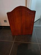 Armoire à fléchettes, Enlèvement