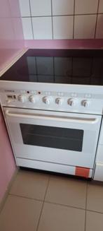 Cuisinière vitrocéramique avec four à chaleur tournante, Electroménager, Cuisinières, Neuf, 85 à 90 cm, 4 zones de cuisson, Plaque chauffante