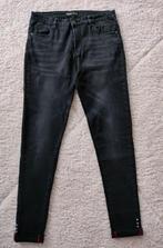 Skinny jeans maat 40. Toxik. Met hoge taille. Diamantjes aan, Kleding | Dames, Spijkerbroeken en Jeans, Zwart, Toxik, Ophalen of Verzenden