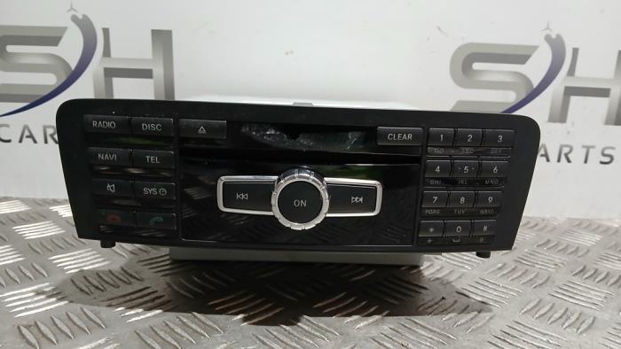 Navigatie Systeem van een Mercedes CLA, Auto-onderdelen, Elektronica en Kabels, Mercedes-Benz, Gebruikt, 3 maanden garantie, Ophalen of Verzenden