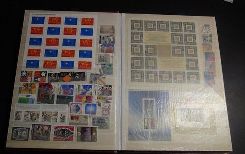 Postzegelalbum A4 (04) enkele blokken, Postzegels en Munten, Postzegels | Volle albums en Verzamelingen, Ophalen of Verzenden