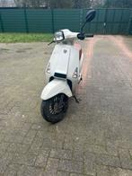 Neco lola 25km/h, Fietsen en Brommers, Scooters | Overige merken, Ophalen, Gebruikt, Klasse A (25 km/u), Benzine