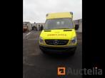 Ambulance Mercedes-Benz Sprinter (2011-265.356 km), Autos, Camionnettes & Utilitaires, Achat, Entreprise, Autres carburants, Mercedes-Benz