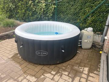 Lay z spa beschikbaar voor biedingen