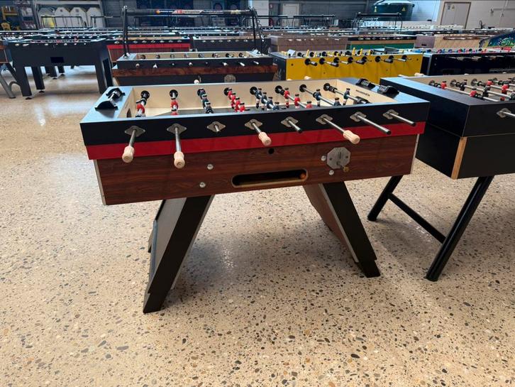 Red dragon kickertafel, Okasie retro tafelvoetbal, Kinderen en Baby's, Speelgoed | Voetbaltafels, Gebruikt, Ophalen of Verzenden