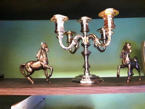 Kaarsen-kandelaar met 2 paarden, Maison & Meubles, Accessoires pour la Maison | Bougeoirs & Bougies, Comme neuf, Chandelier, 25 à 50 cm